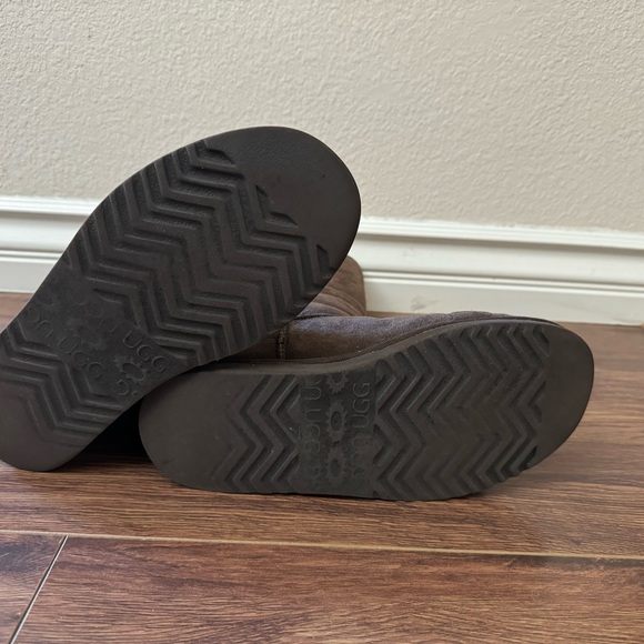 Ugg Womens Classic Tall Boot Chocolate Brown - Size 8. Comes with Origin… - Picture 7 of 8